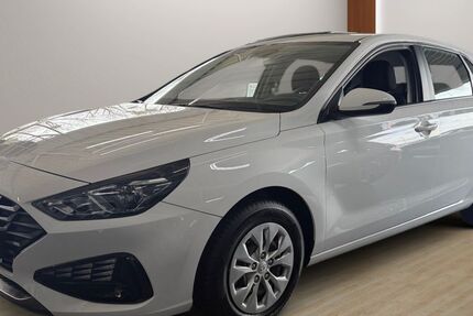 Hyundai i30 1.100 km 16.490 &euro; Schwabhausen 99869