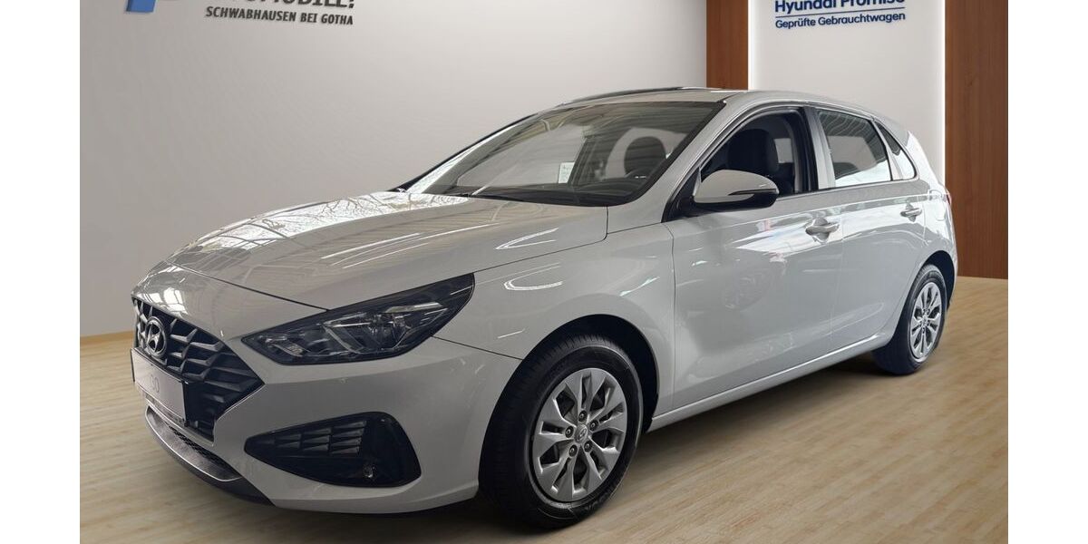 Hyundai i30 1.100 km 16.490 &euro; Schwabhausen 99869