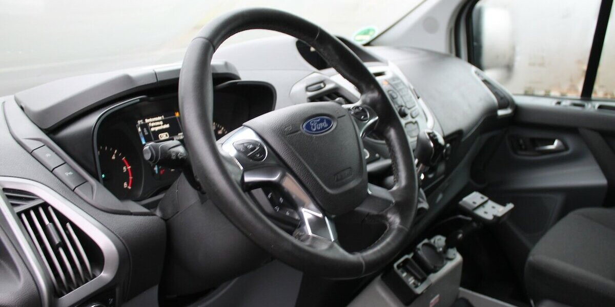 Ford Transit Custom 350 L2 KTW Krankentransportwagen 275.157 km 11.950 &euro; Badem 54657