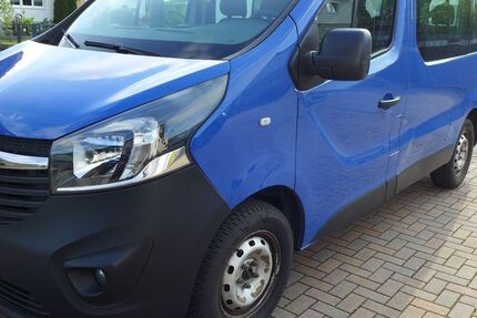 Opel Vivaro 93.000 km 9.990 &euro; Abensberg 93326