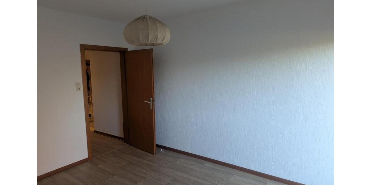 Etagenwohnung Lastrup - 5 Zimmer, 121 m&sup2;, 950&euro; | Angebot:24976783