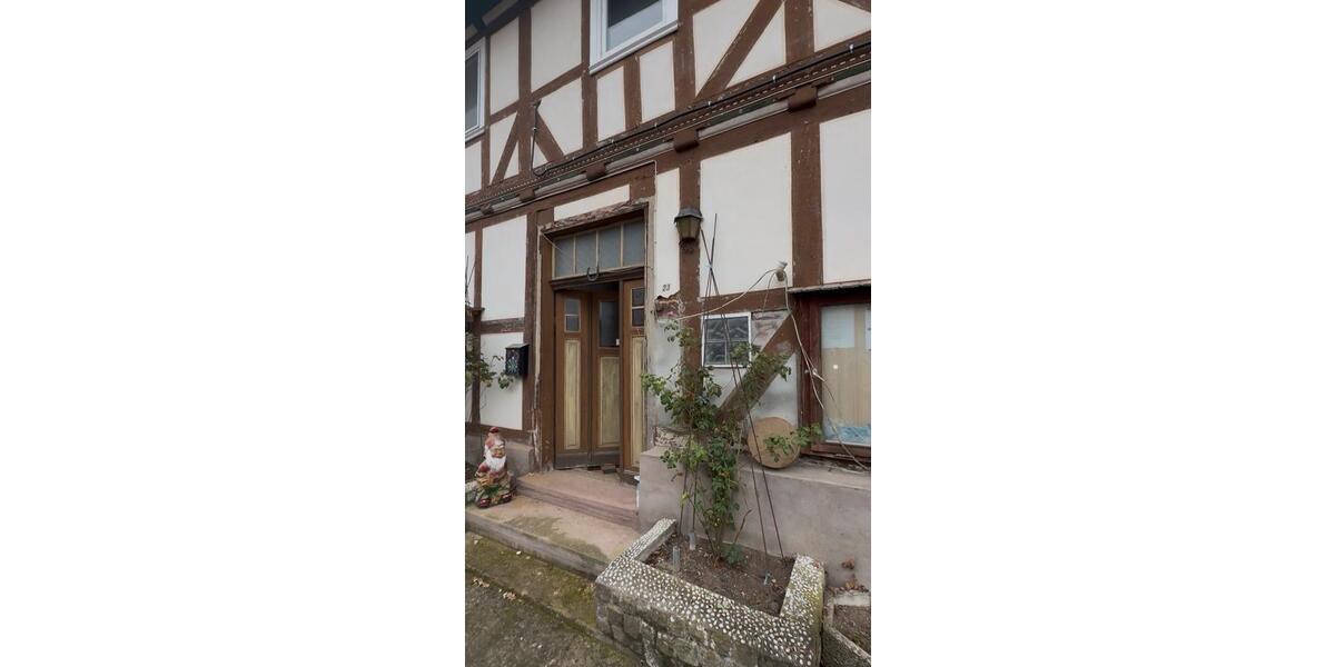 LAGER, LAGER, LAGER… BAUERNHAUS MIT SCHEUNE MIETEN ODER KAUFEN 5 zimmer