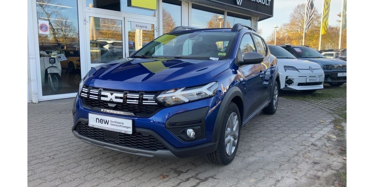 Dacia Sandero 3.778 km 15.888 &euro; Fürstenwalde 15517