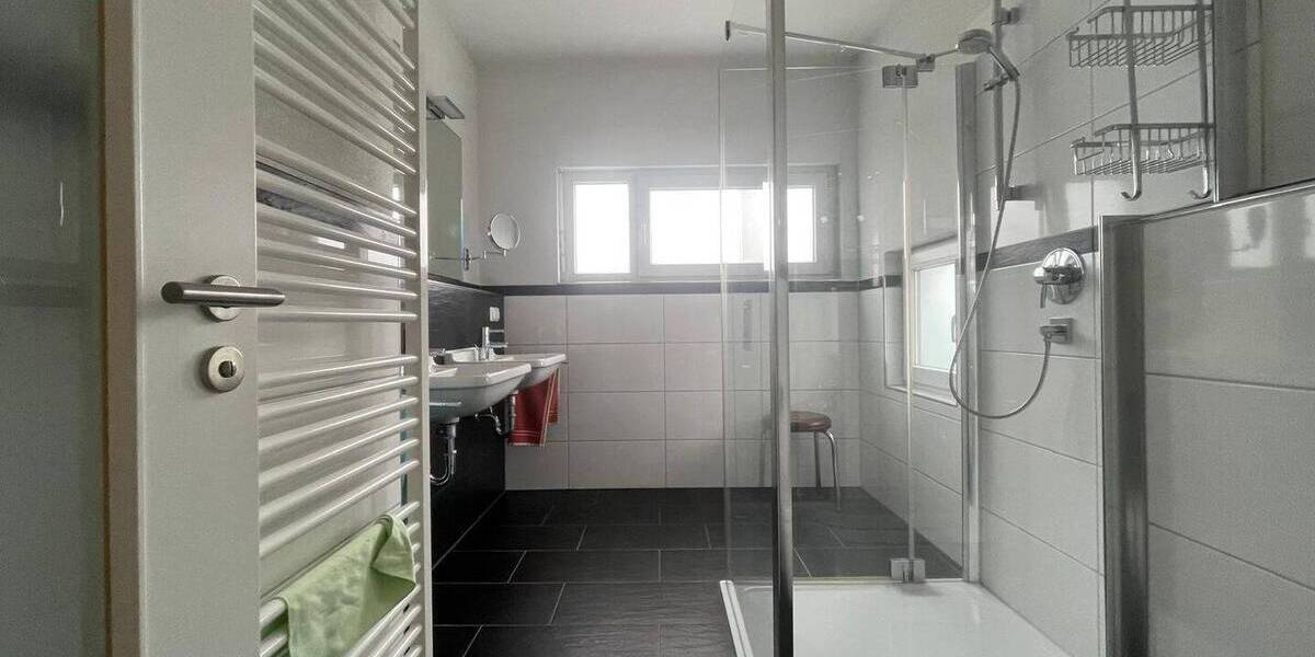 Etagenwohnung Rastatt - 4 Zimmer, 150 m&sup2;, 490.000&euro; | Angebot:26014609