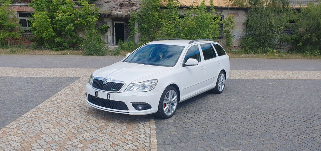 Skoda Octavia 95.500 km 10.900 &euro; Osternienburger Land 06386