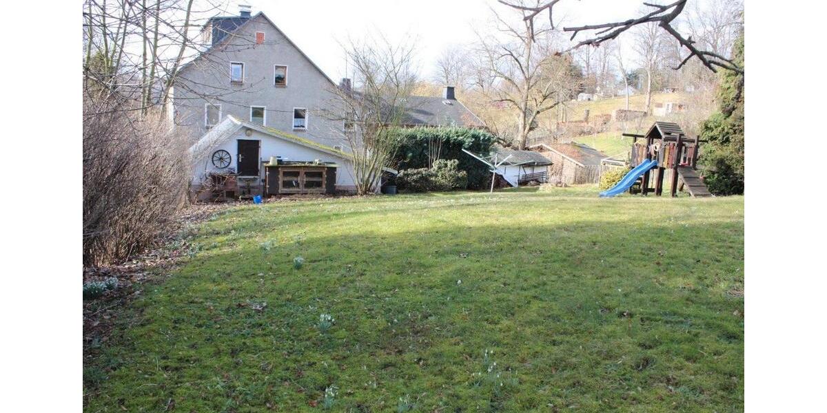 Mehrfamilienhaus, Wohnhaus Grünhainichen - 11 Zimmer, 250 m&sup2;, 130.000&euro; | Angebot:26791458