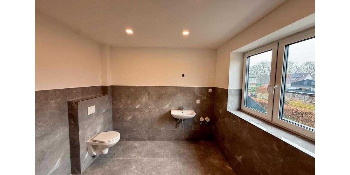 Dachgeschoßwohnung Loxstedt - 2.5 Zimmer, 94 m&sup2;, 1.025&euro; | Angebot:25434105