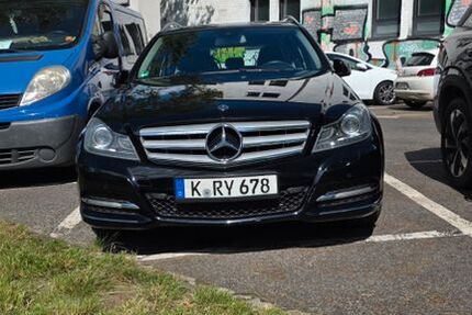 Mercedes-Benz C 250 122.147 km 12.600 &euro; Köln 50677