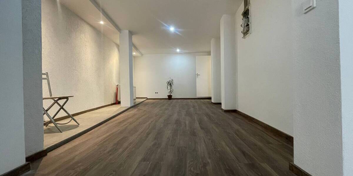 Gewerbeobjekt Gummersbach - 1 Zimmer, 52 m&sup2;, 550&euro; | Angebot:25726076