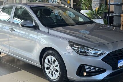 Hyundai i30 26.136 km 17.500 € Bonn 53227
