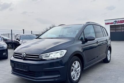 VW Touran 119.224 km 18.900 &euro; Illertissen 89257