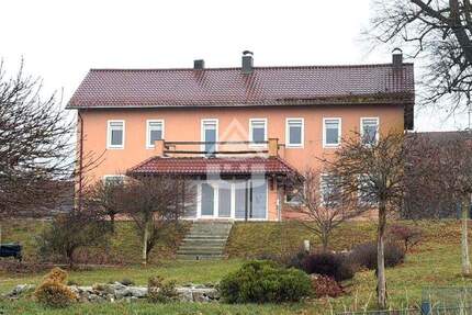 Ehemaliges Schul- und Pfarrhaus in Traumlage! 6 zimmer