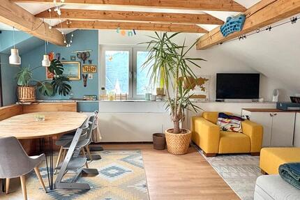 PROVISIONSFREI! 4Z-Dachgeschosswohnung über den Dächern von Lage zimmer