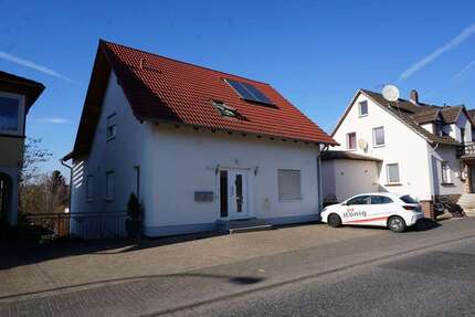 Haus Felsberg - 7 Zimmer, 204 m&sup2;, 429.000&euro; | Angebot:25589325