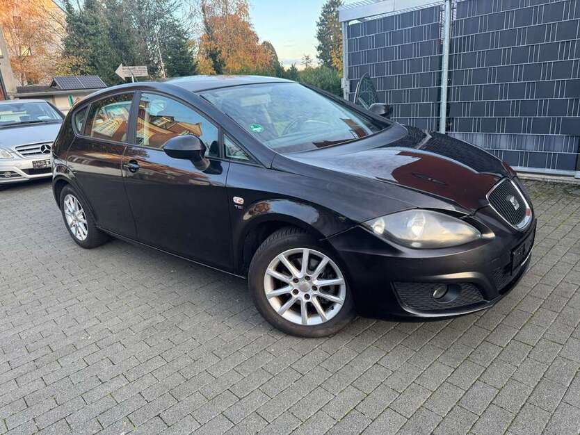 Seat Leon 133.456 km 3.290 € Köln - Dünnwald 51069