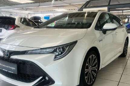 Toyota Corolla 82.000 km 19.900 € Bremerhaven 27580