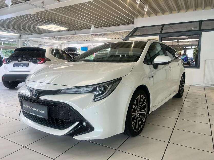 Toyota Corolla 82.000 km 19.900 € Bremerhaven 27580