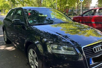 Audi A3 181.204 km 3.299 &euro; Berlin 13359