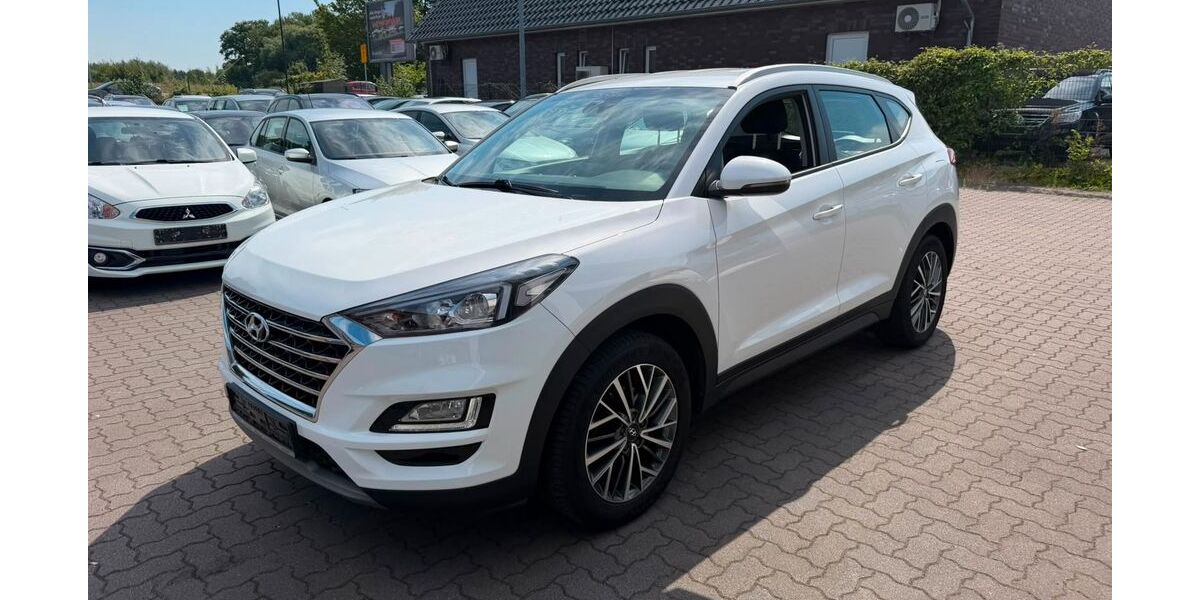 Hyundai TUCSON 49.186 km 18.950 &euro; Prisdorf bei Hamburg 25497