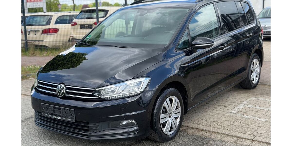 VW Touran 318.000 km 13.900 &euro; Stapelfeld bei Hamburg 22145
