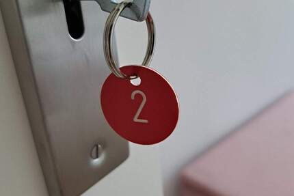 WG-Zi. in möbl. 3er WG ( only male) - nach Kernsanierung - Denkmalsiedlung 