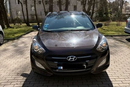 Hyundai i30 105.000 km 8.700 &euro; Chemnitz 09117