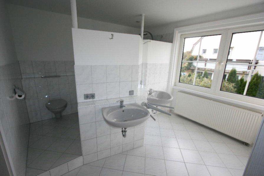 Doppelhaushälfte Volkertshausen - 7 Zimmer, 303 m&sup2;, 899.000&euro; | Angebot:27079491