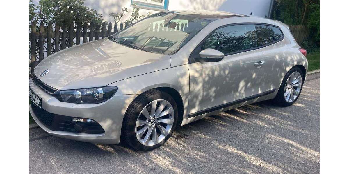 VW Scirocco 81.924 km 13.599 &euro; Ampfing 84539