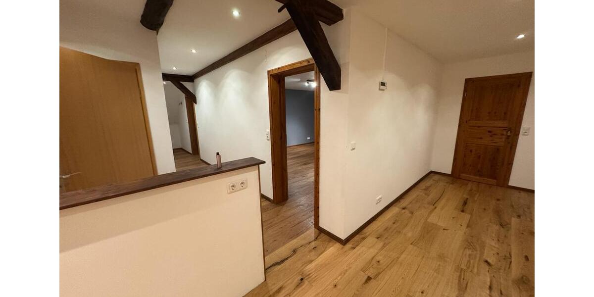 Dachgeschoßwohnung Barum - 2 Zimmer, 72 m&sup2;, 650&euro; | Angebot:26320670