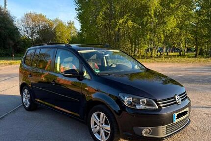 VW Touran 74.900 km 11.900 &euro; Barsinghausen 30890