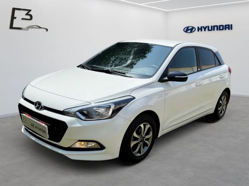i20