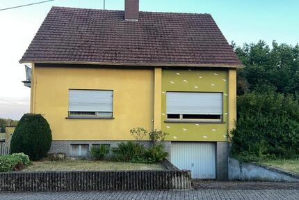 Haus Dillingen (Saar) - 6.5 Zimmer, 141 m&sup2;, 269.000&euro; | Angebot:27102519