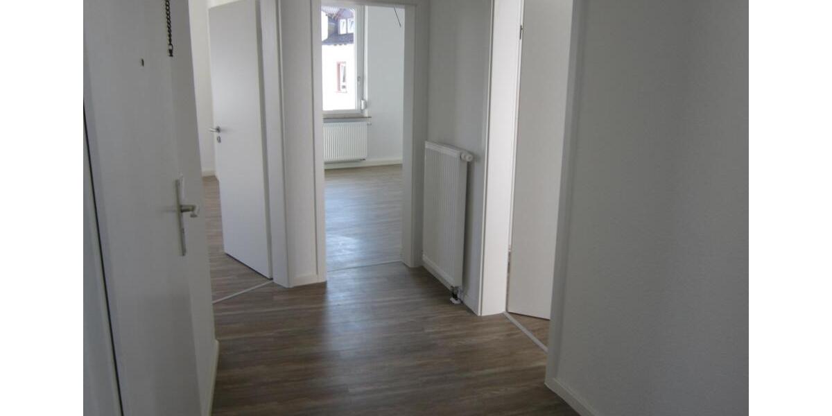 Etagenwohnung Goldbach - 3 Zimmer, 80 m&sup2;, 840&euro; | Angebot:24754013