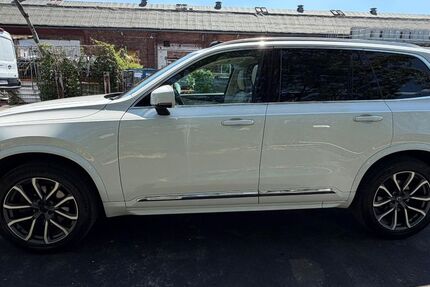Volvo XC90 141.000 km 28.900 &euro; Berlin 13467