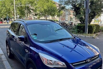 Ford Kuga 146.500 km 6.900 &euro; Frankfurt 60316