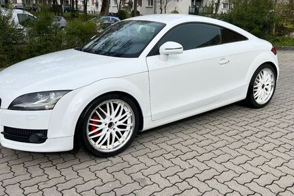Audi TT 198.000 km 6.000 &euro; Hamburg 22305
