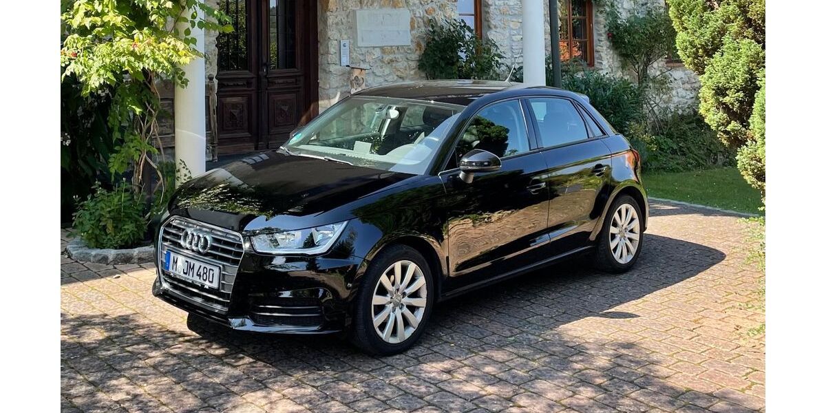 Audi A1 99.652 km 10.900 &euro; Flammersfeld 57632