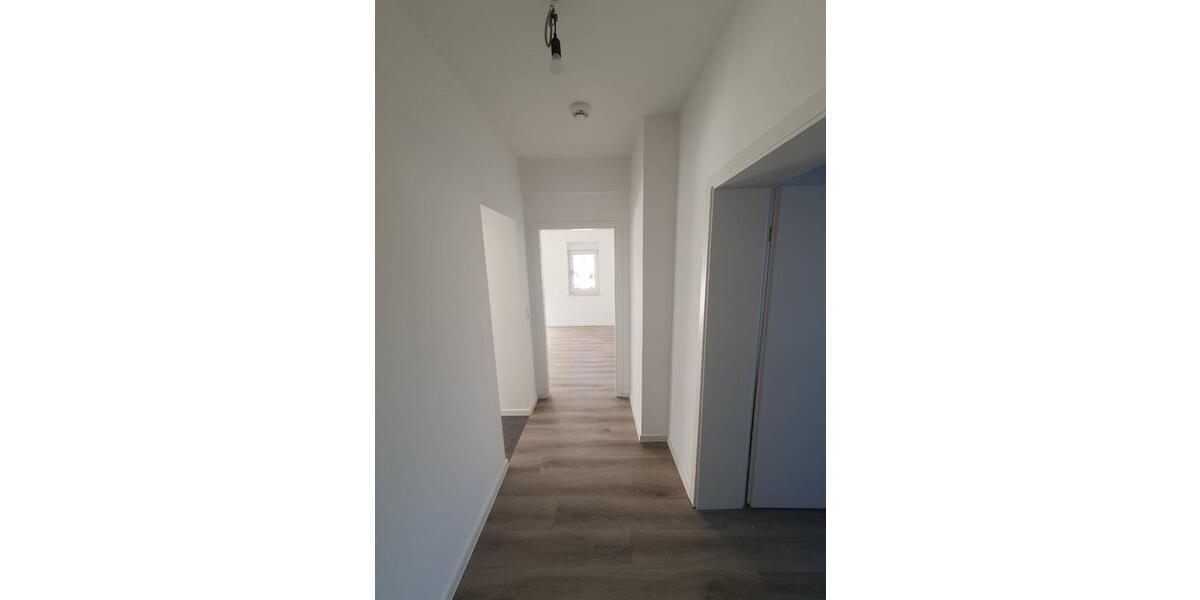 Etagenwohnung Friedberg (Hessen) - 3.5 Zimmer, 72 m&sup2;, 980&euro; | Angebot:25397644