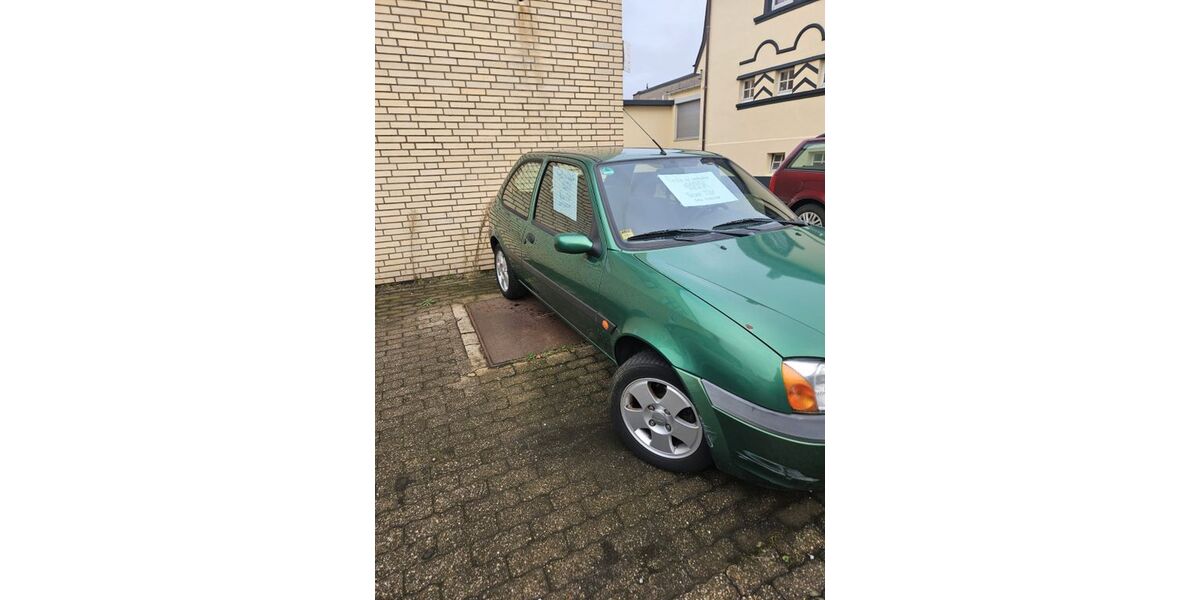 Ford Fiesta 81.000 km 1.999 &euro; Jülich 52428