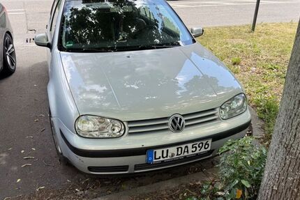 VW Golf 214.000 km 1.100 &euro; Ludwigshafen 67069
