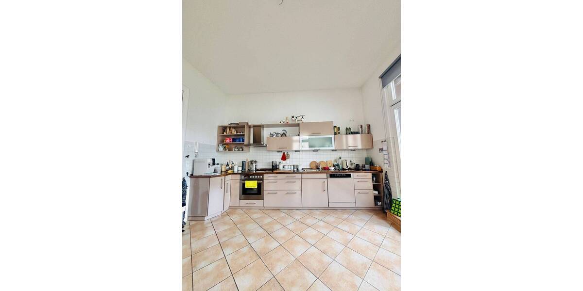 Etagenwohnung Schwerin Paulsstadt - 5 Zimmer, 177 m&sup2;, 2.130&euro; | Angebot:20589115