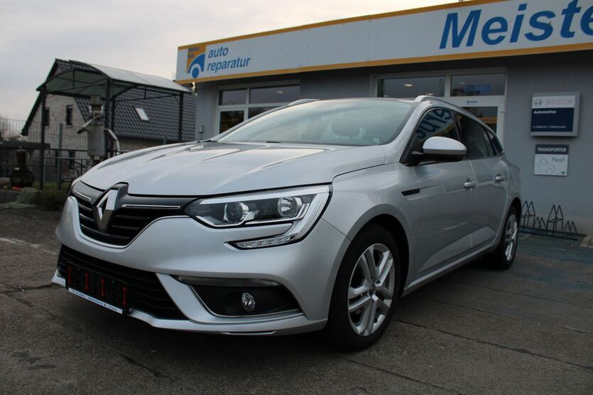 Renault Megane 156.626 km 8.975 € Neubrandenburg 17034