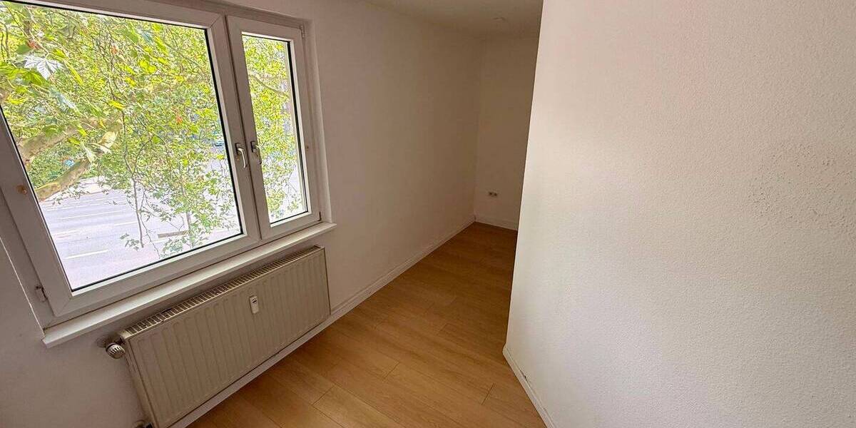 Etagenwohnung Gelsenkirchen Feldmark - 9 Zimmer, 169 m&sup2;, 1.490&euro; | Angebot:26853818