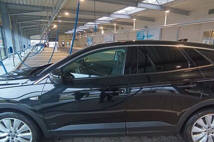 Opel Grandland (X) 48.000 km 19.999 &euro; Deensen 37627