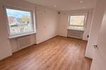 Etagenwohnung Adelsdorf - 4 Zimmer, 104 m&sup2;, 1.600&euro; | Angebot:25992258