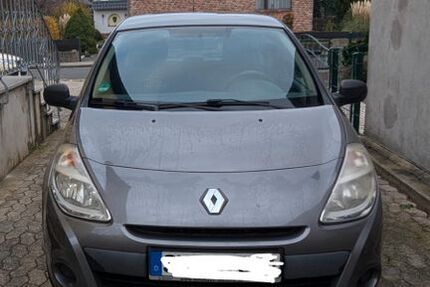 Renault Clio 162.146 km 1.900 &euro; Rheinbach 53359