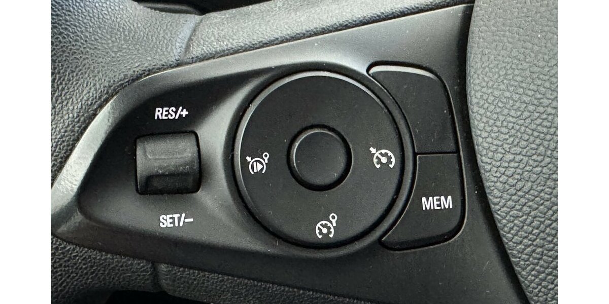 Opel Corsa e Edition 136 50 KWh Carplay 42.700 km 12.880 &euro; Lich 35423