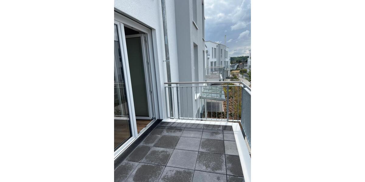 Etagenwohnung Hargesheim - 2 Zimmer, 81 m&sup2;, 1.100&euro; | Angebot:21641397
