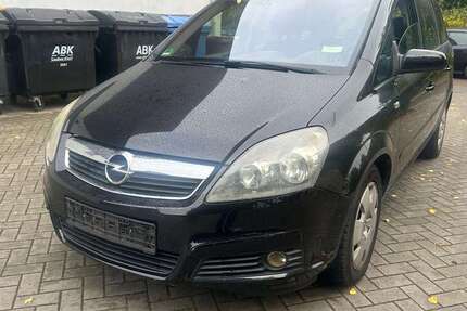 Opel Zafira 275.000 km 1.899 € Kiel 24107