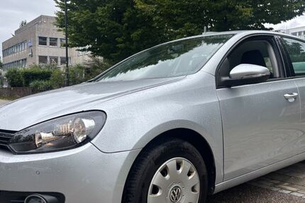 VW Golf 82.600 km 5.990 € Riemerling 85521
